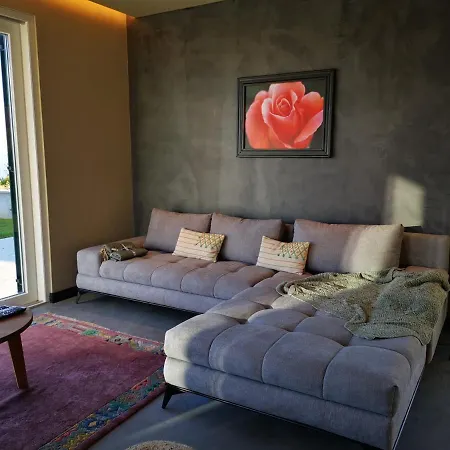 Gorana * Ζαντάρ